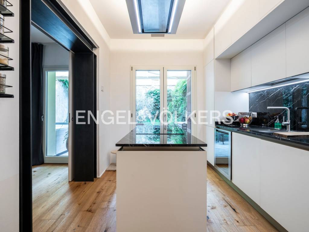 appartamento in vendita a Firenze in zona Campo di Marte
