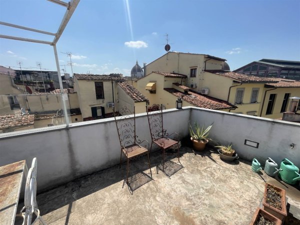 appartamento in vendita a Firenze in zona Centro Santa Maria Novella