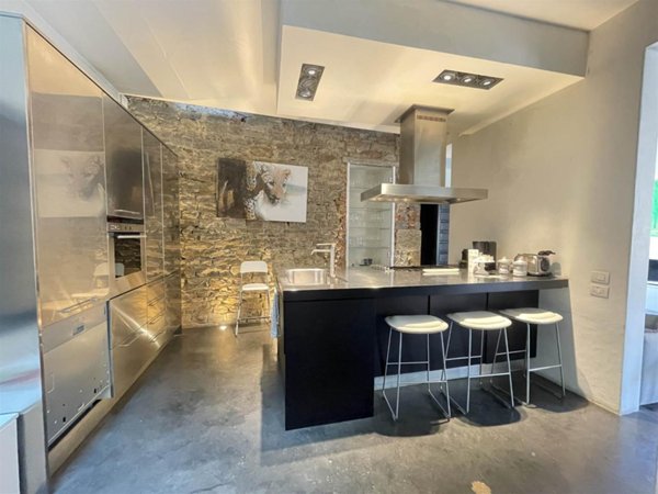 appartamento in vendita a Firenze in zona Centro San Lorenzo