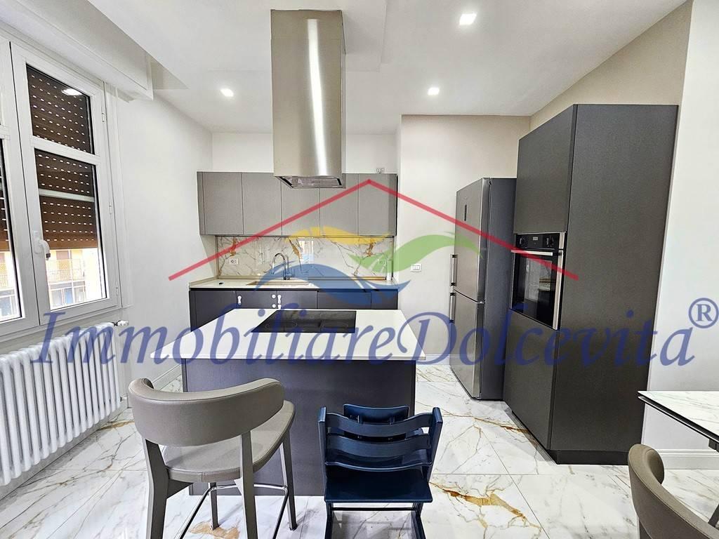 appartamento in vendita a Firenze in zona Campo di Marte