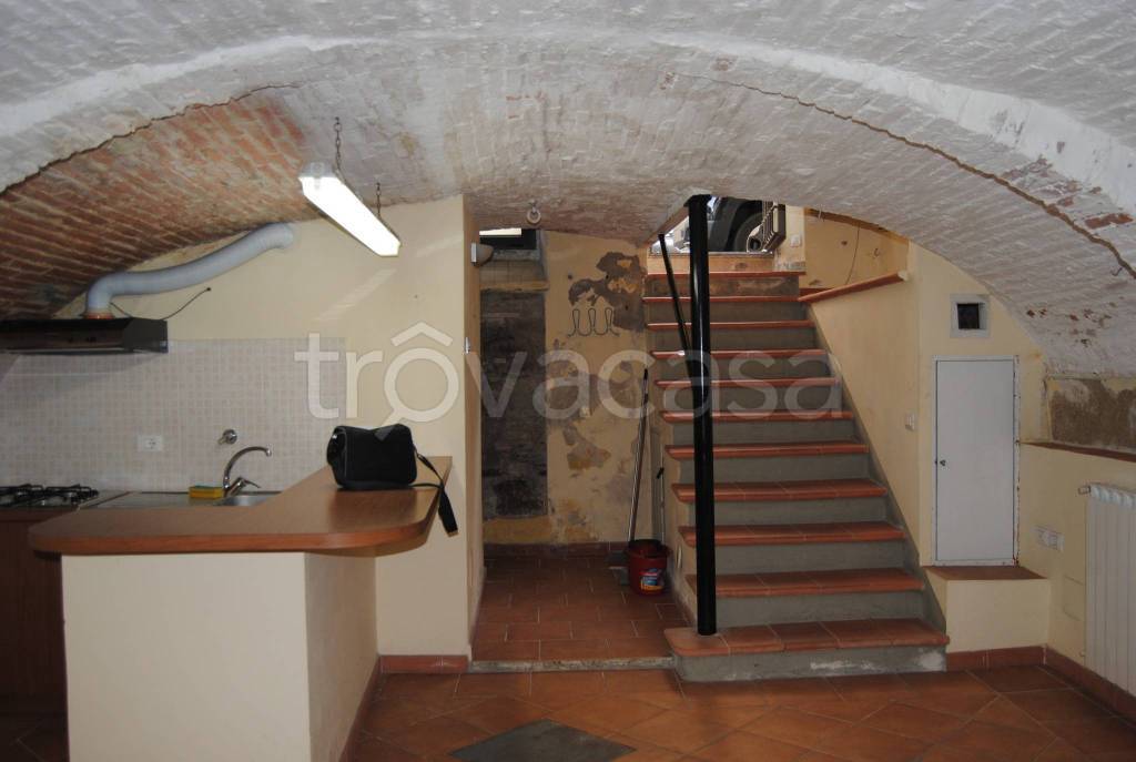 locale commerciale in vendita a Firenze