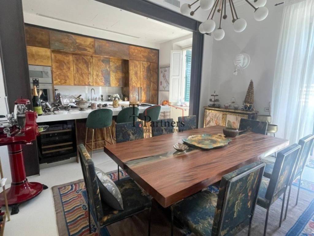 appartamento in vendita a Firenze in zona Campo di Marte
