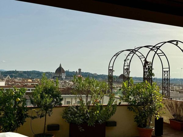 appartamento in vendita a Firenze in zona Campo di Marte