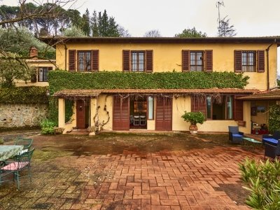 casa indipendente in vendita a Firenze