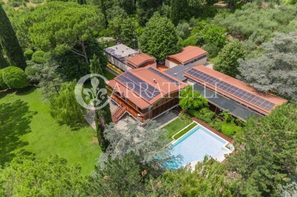 casa indipendente in vendita a Firenze in zona Centro Storico