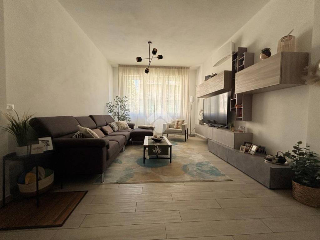 appartamento in vendita a Firenze in zona Coverciano
