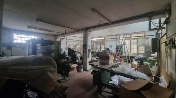 ufficio in vendita a Firenze in zona Statuto