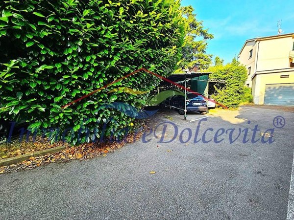 negozio in vendita a Firenze in zona Coverciano