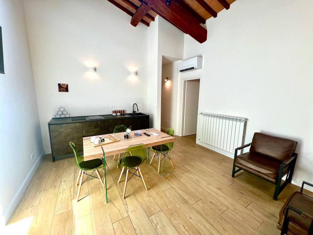 appartamento in vendita a Firenze in zona Campo di Marte