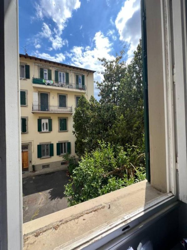 appartamento in vendita a Firenze in zona Campo di Marte