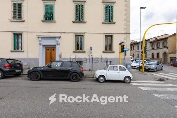 appartamento in vendita a Firenze in zona Rifredi