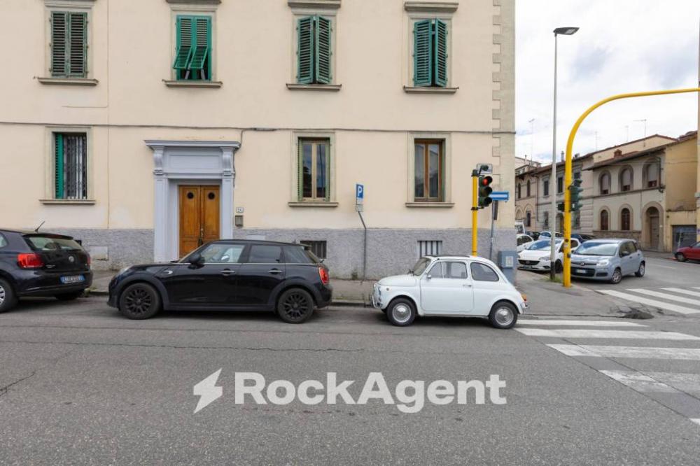appartamento in vendita a Firenze in zona Rifredi