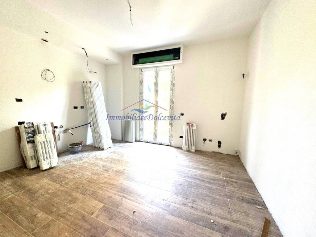 appartamento in vendita a Firenze in zona Isolotto