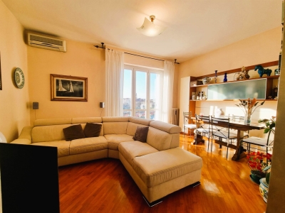 appartamento in vendita a Firenze in zona Campo di Marte