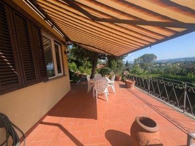 casa indipendente in vendita a Firenze in zona Careggi