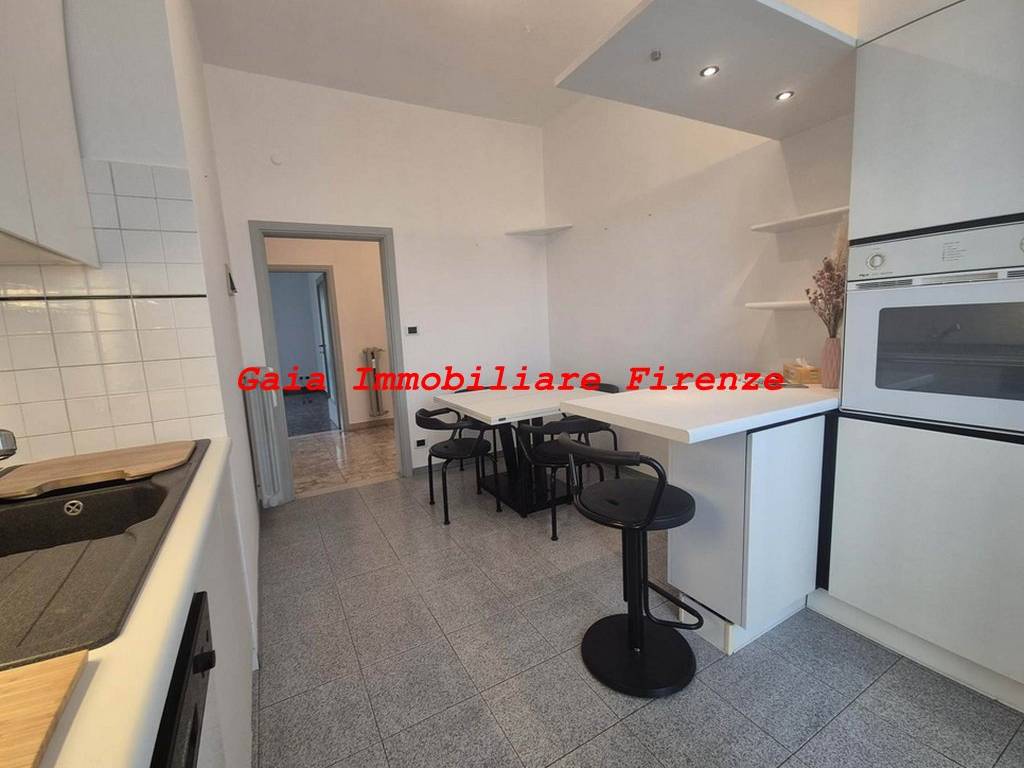 appartamento in vendita a Firenze in zona Isolotto