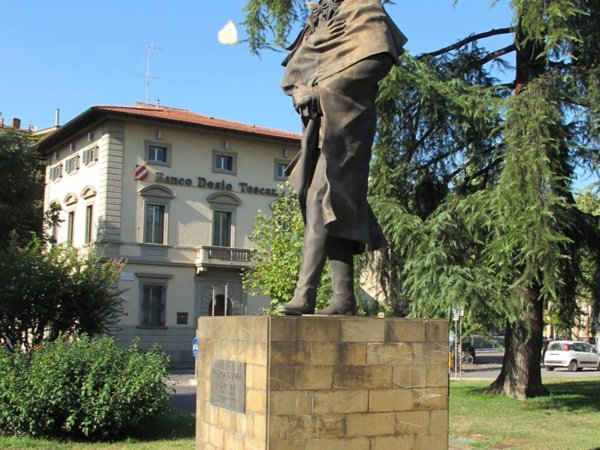 appartamento in vendita a Firenze in zona Campo di Marte