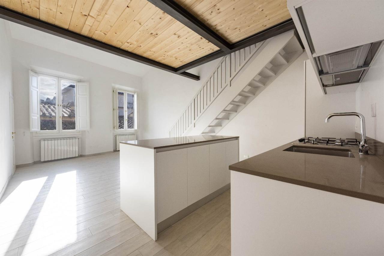 appartamento in vendita a Firenze in zona Centro Santa Croce