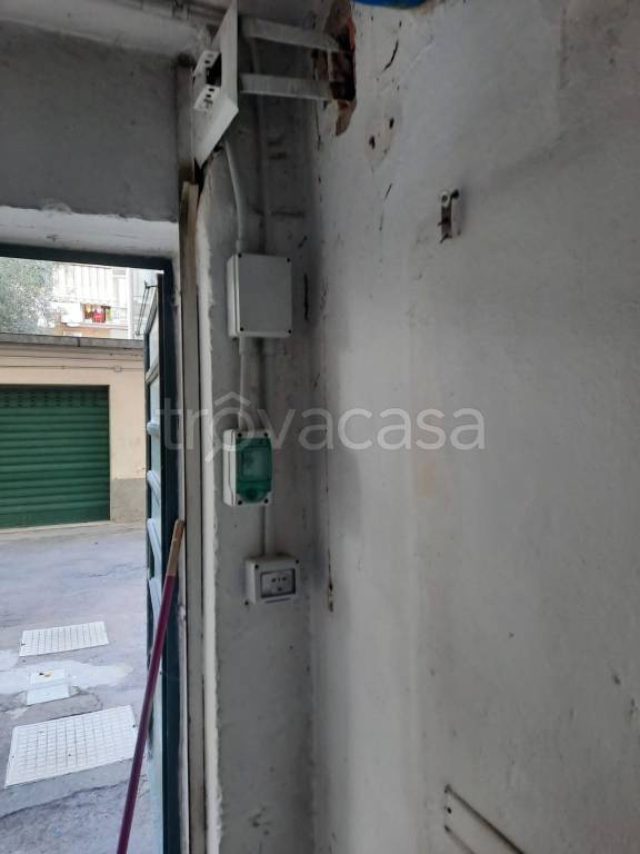 locale di sgombero in vendita a Firenze in zona Careggi