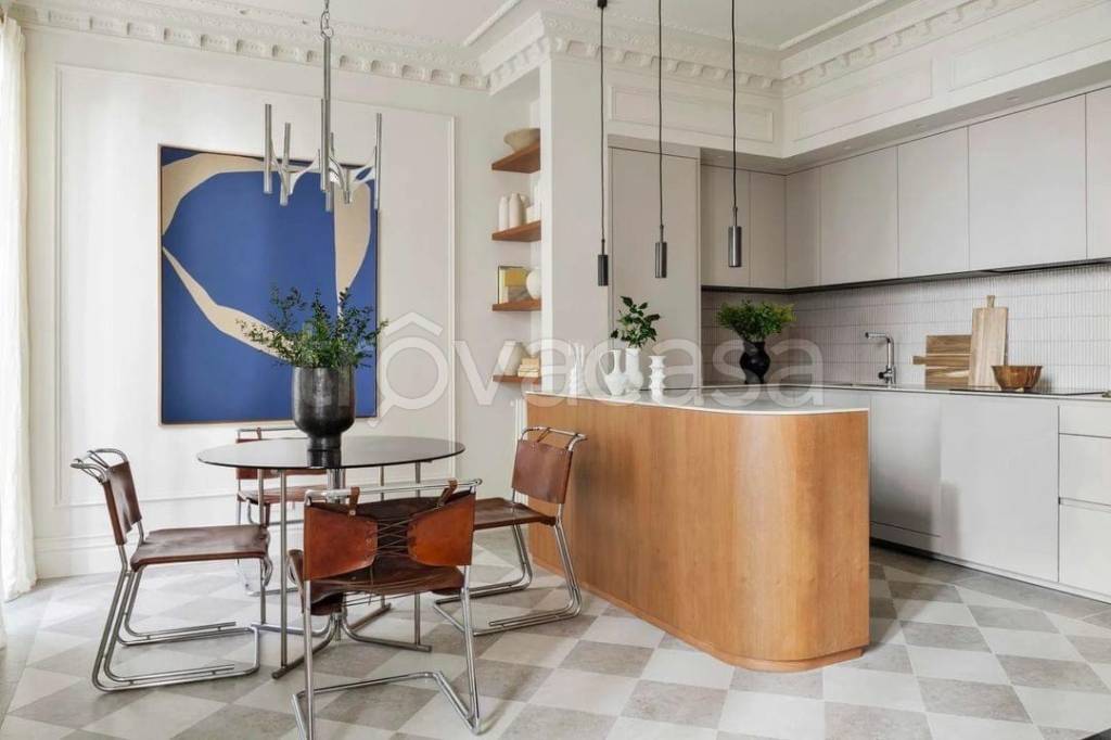 appartamento in vendita a Firenze in zona Campo di Marte