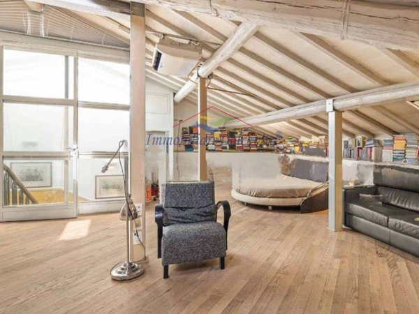 casa indipendente in vendita a Firenze in zona Statuto