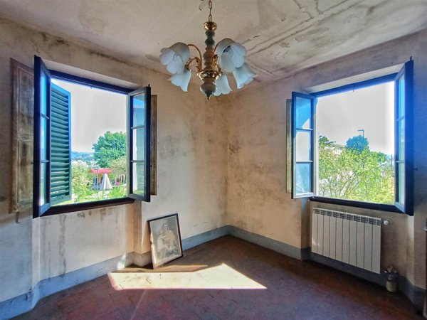 casa indipendente in vendita a Firenze in zona Bellosguardo