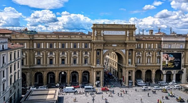 negozio in vendita a Firenze in zona Campo di Marte