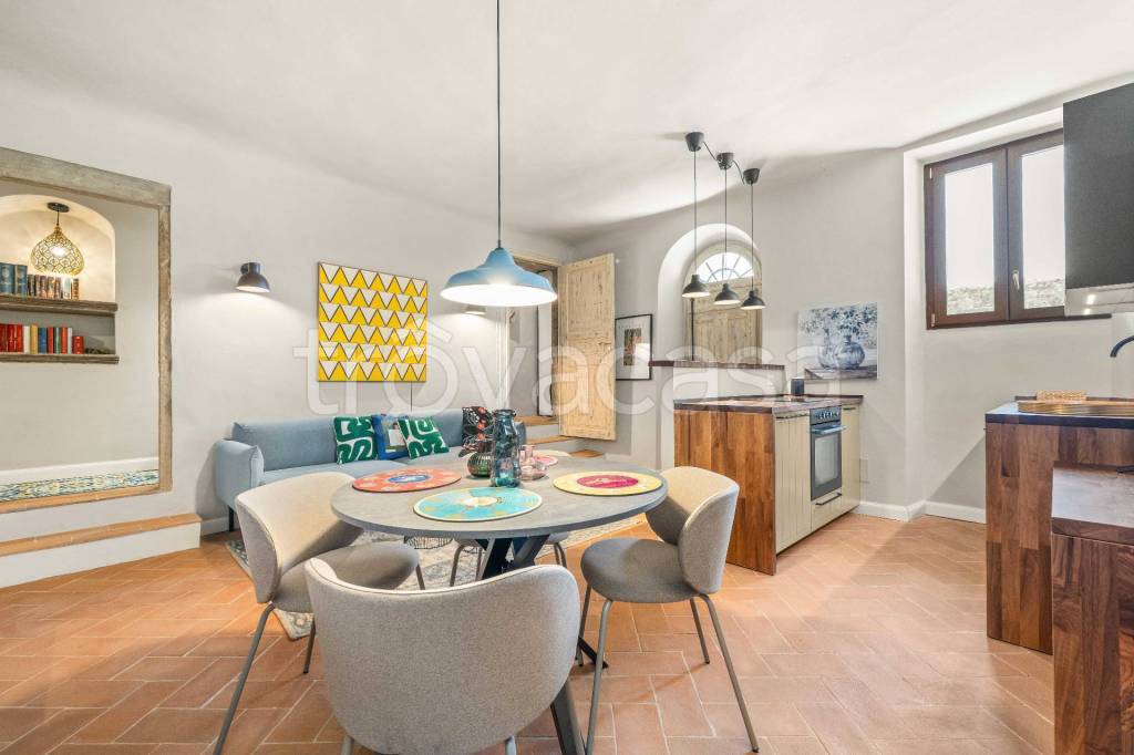 appartamento in vendita a Firenze in zona Settignano