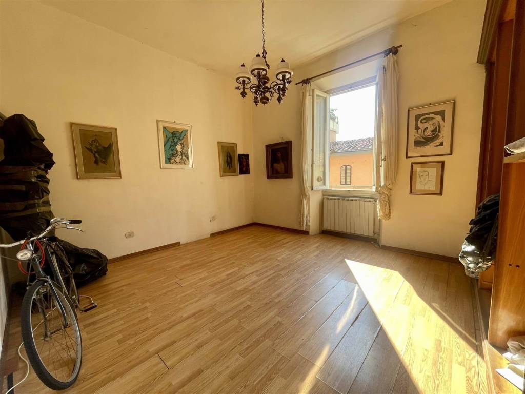 appartamento in vendita a Firenze in zona Campo di Marte