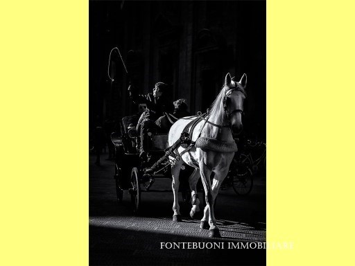 negozio in vendita a Firenze in zona Centro Santa Maria Novella