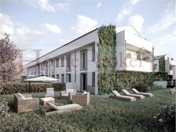 casa indipendente in vendita a Firenze in zona Campo di Marte