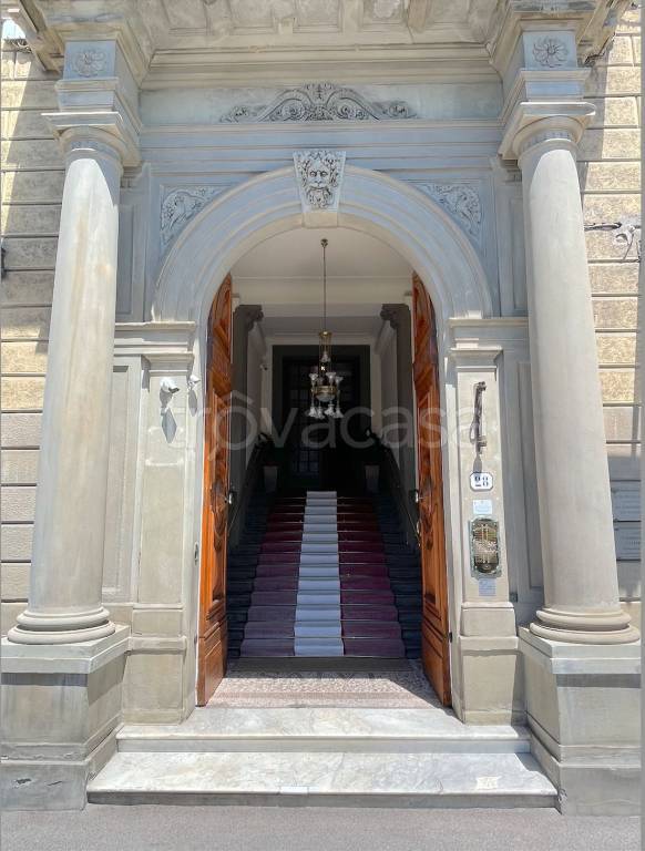 appartamento in vendita a Firenze in zona Centro Santa Croce