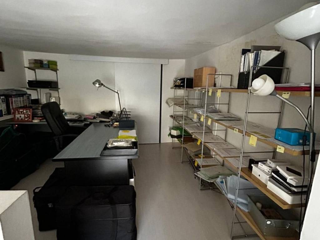 locale di sgombero in vendita a Firenze in zona Campo di Marte