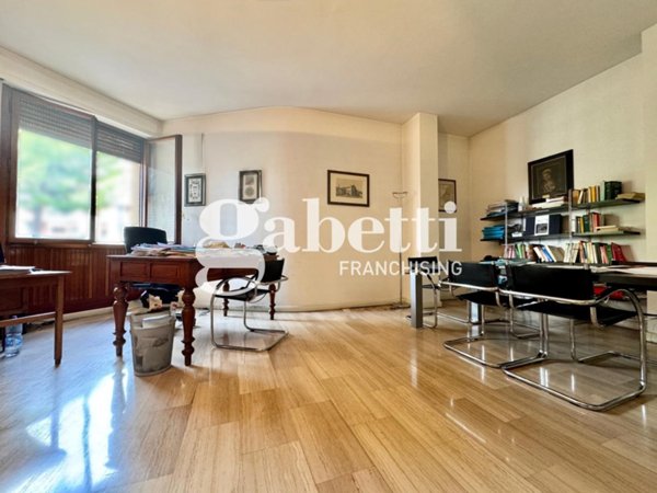 appartamento in vendita a Firenze in zona Statuto
