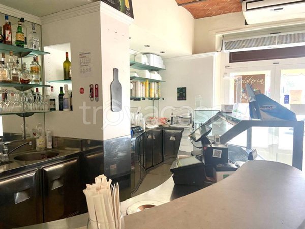 negozio in vendita a Firenze in zona Galluzzo