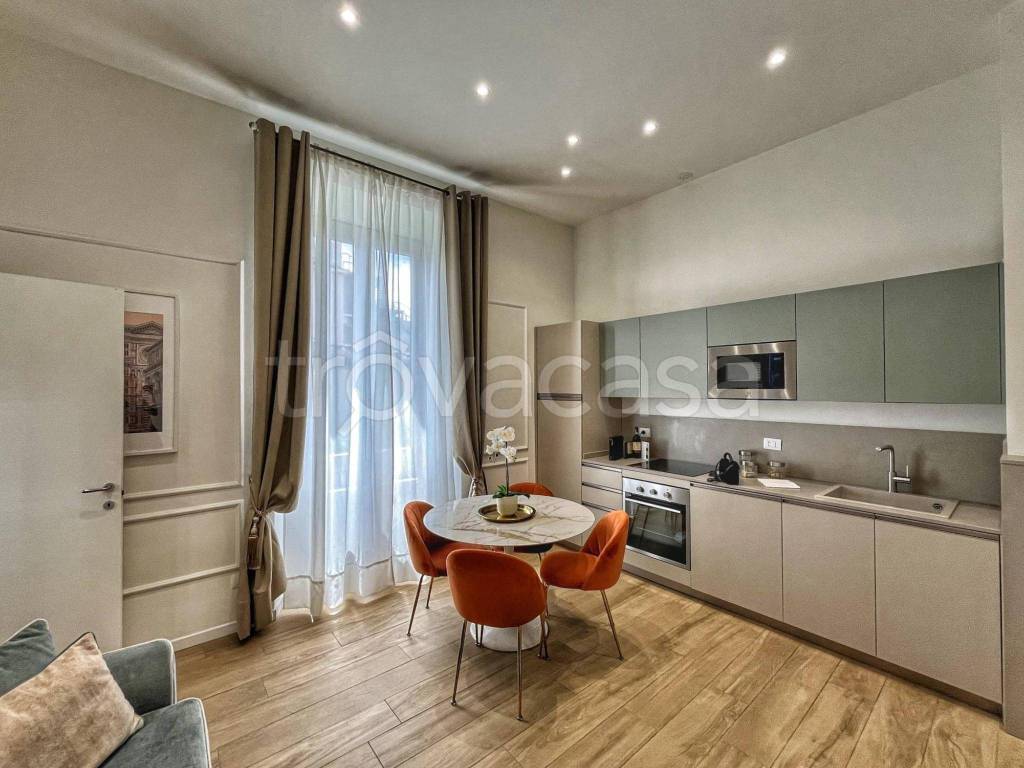 appartamento in vendita a Firenze in zona Centro Santa Maria Novella