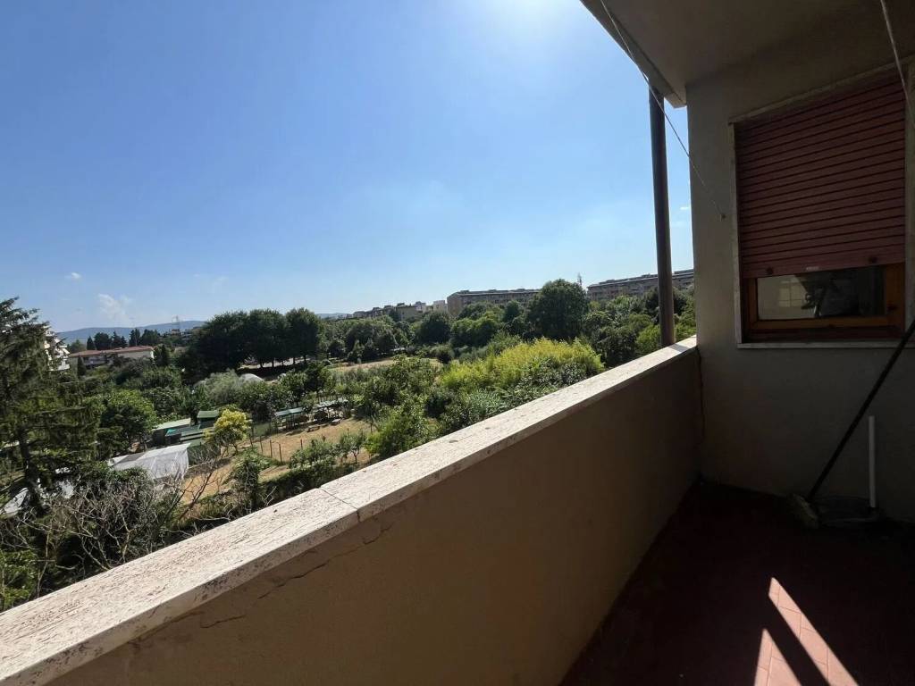 appartamento in vendita a Firenze in zona Isolotto