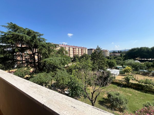 appartamento in vendita a Firenze in zona Isolotto