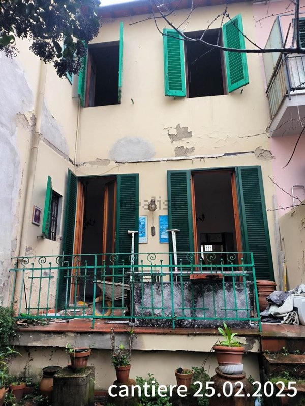 casa indipendente in vendita a Firenze in zona Centro Storico