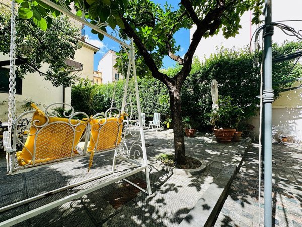casa indipendente in vendita a Firenze in zona Statuto