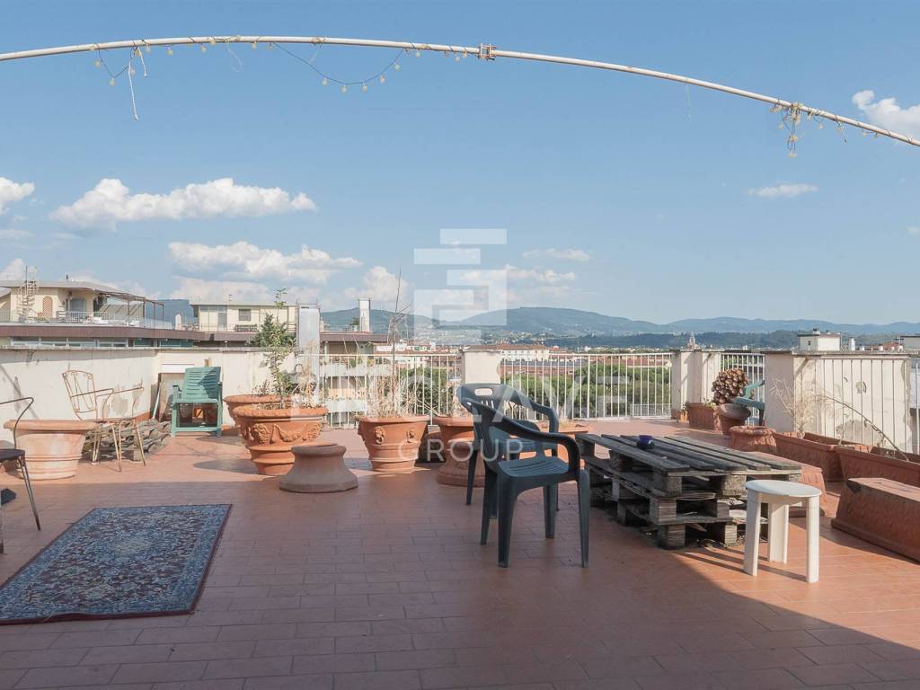appartamento in vendita a Firenze in zona Campo di Marte