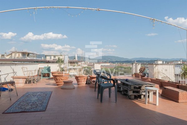 appartamento in vendita a Firenze in zona Campo di Marte