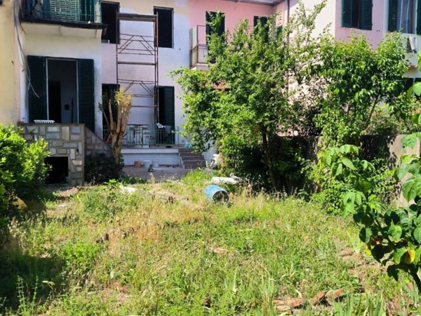 casa indipendente in vendita a Firenze in zona Novoli