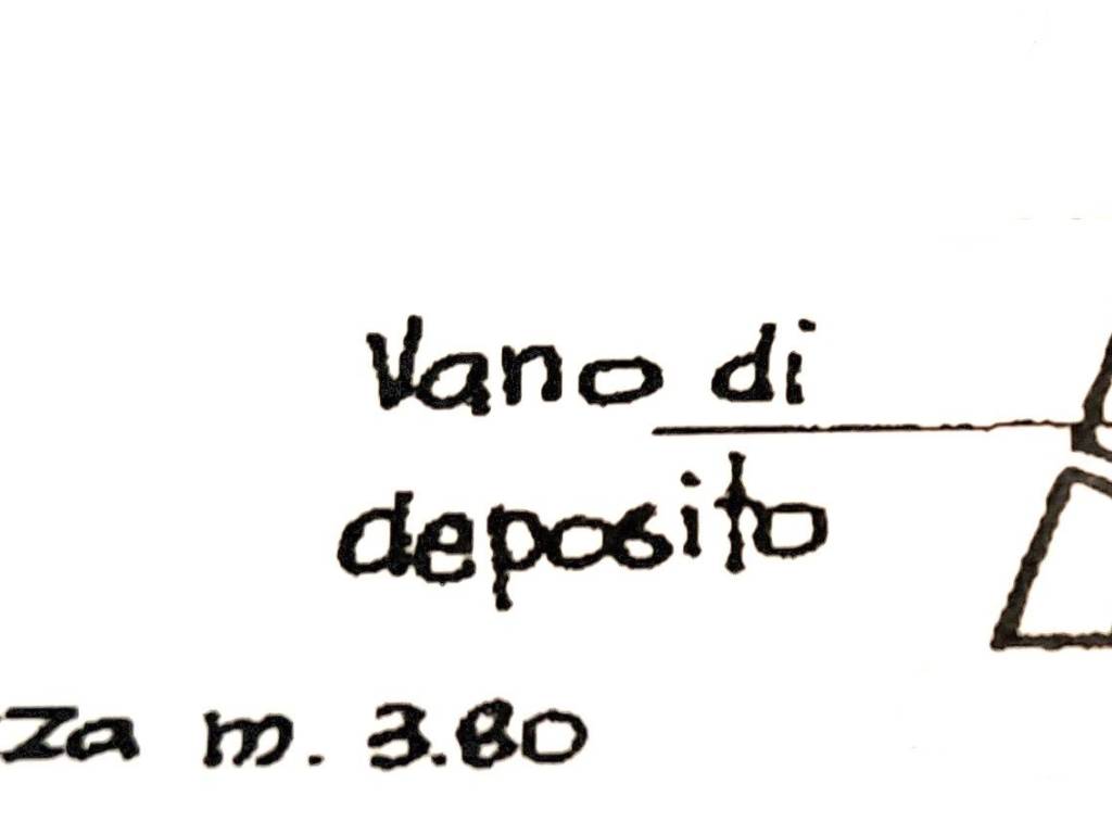 locale commerciale in vendita a Firenze in zona Centro Storico