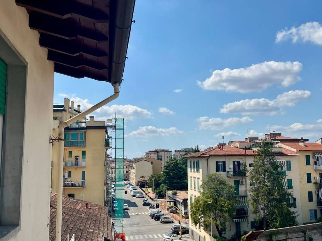 appartamento in vendita a Firenze in zona Statuto