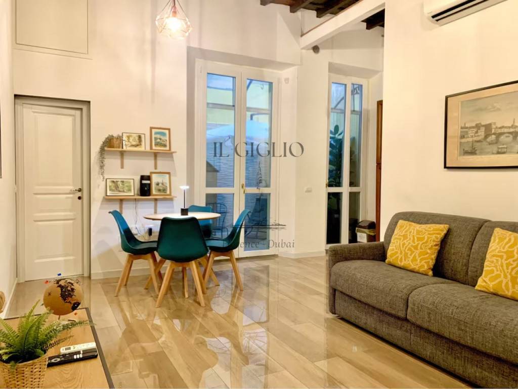 appartamento in vendita a Firenze in zona Centro Santa Maria Novella