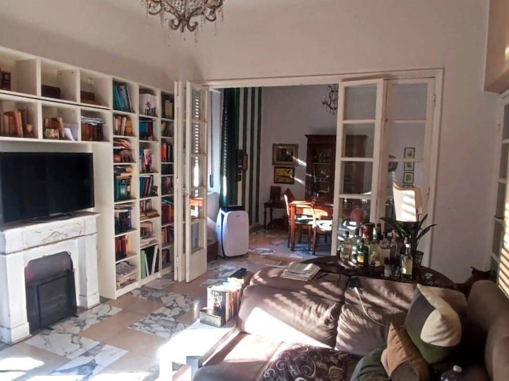 appartamento in vendita a Firenze in zona Campo di Marte