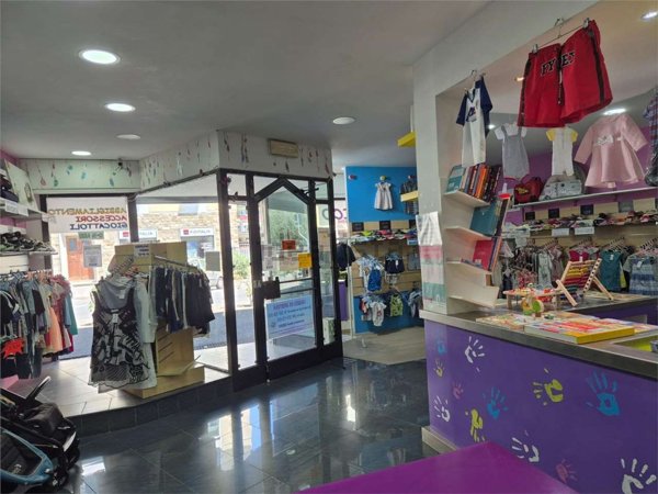negozio in vendita a Firenze in zona Gavinana