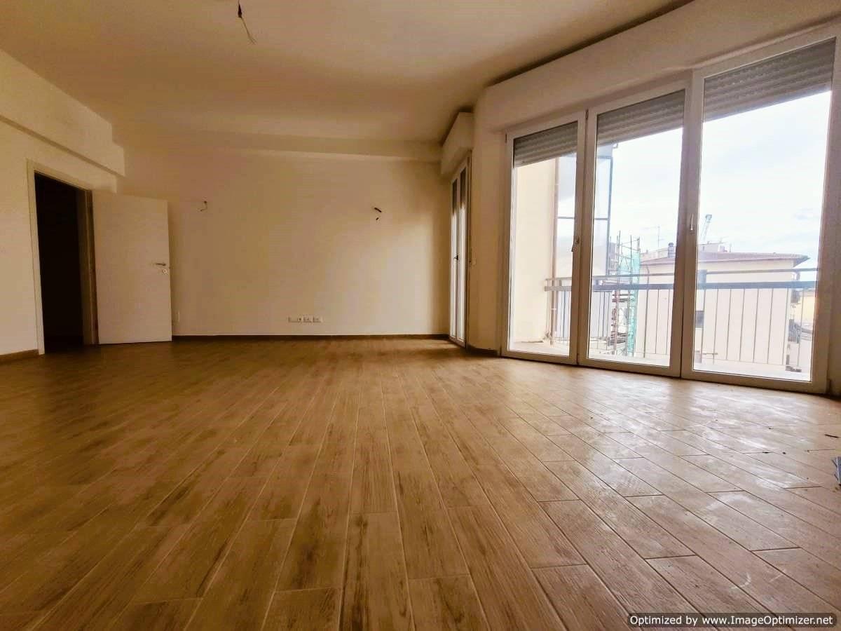 appartamento in vendita a Firenze in zona Statuto
