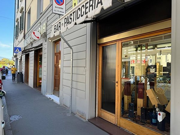negozio in vendita a Firenze in zona Centro San Frediano